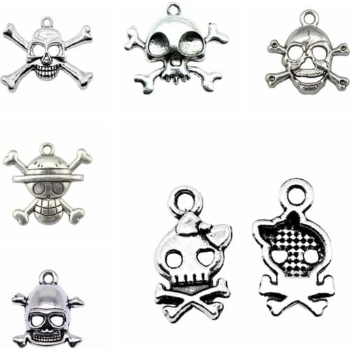 Sejuani diy charms for jewelry making kit pendant for bracelet jewelry accessories Pirate Skull With Sword Charms
