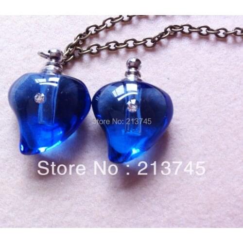 Freeshipping!! sharp hearts style blue glass Vial Pendants rice vial pendant screw cap SC6421 glass perfume bottle