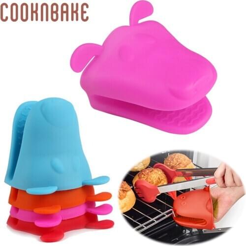 COOKNBAKE dog shape Heat Resistant gloves Silicone Oven Glove 2pc Short Finger Hand Clip Oven Mitt Cake Bakeware Pot Holder