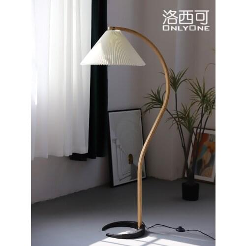 Retro Nordic floor lamp living room bedroom study wooden pleated lampshade floor lamp