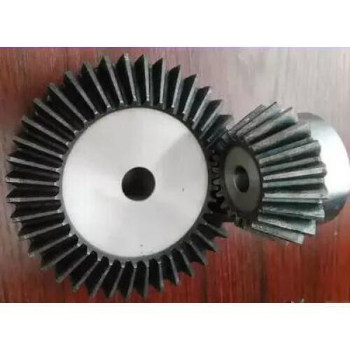 Precision bevel gear 1:3 ratio /1.5 Model bevel gear transmission 15teeth to 45teeth take the fix hole
