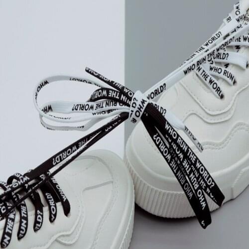Coolstring 7MM WHO RUN THE WORLD Text Silk Screen Printing Plain Shoelaces White Black Draw Laces Men Women Sneaker Canvas Boots