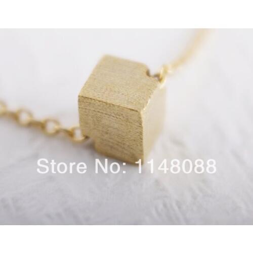 New Fashion hotting sale high quality Gold unique personalized Little Cube pendant Necklace for anyone