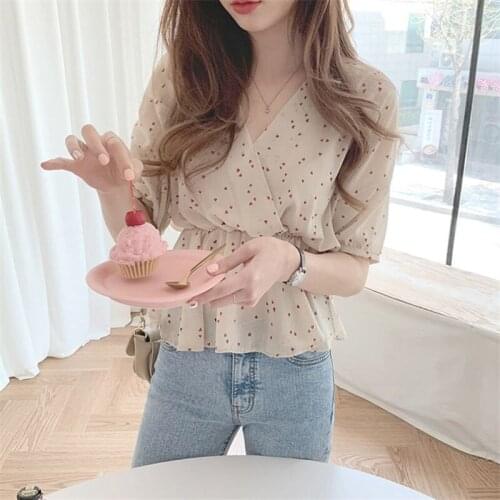 Women Spring Summer Style Chiffon Blouses Shirts Lady Casual Short Lantern Sleeve V-Neck Dot Printed Chiffon Blusas Tops ZZ0805