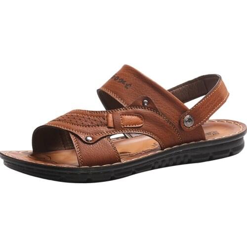 Summer 2019 New Mens Sandals Middle-aged Dad Shoes Non-slip Dual-use Dad Wear Casual Driving Slippers