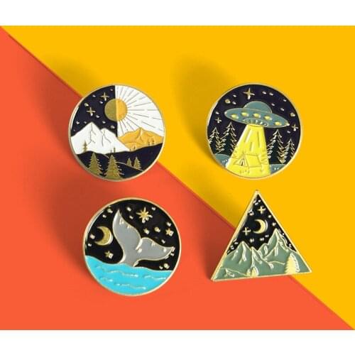 Outdoor Adventure Brooch Unisex Fashionable Mountain Peak Pretty Spaceship Shaped Creative Star Nice New Planet Series Brooch