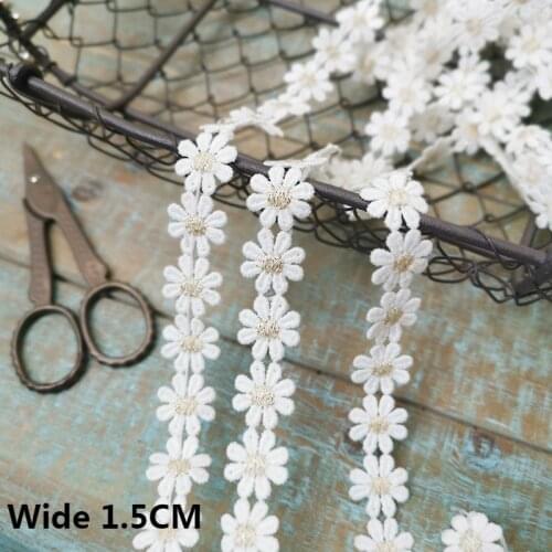 1.5CM Wide Pastoral White Cotton Lace Fabric Little Daisy Golden Embroidery Flowers Ribbon Hairwear Collar Trim DIY Sewing Decor