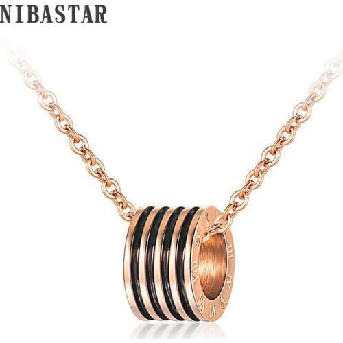 Fashion and style Roman numerals necklace rose gold lady chain short chain accessories