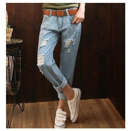 LIEBE MODE Women's Denim Capri Pants