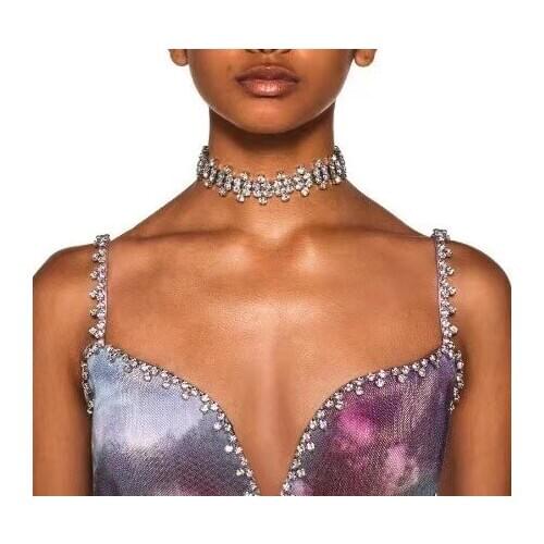 Fashion New Shiny Rhinestone Chain Ladies Dinner Wedding Necklace Temperament Fashion Accessories