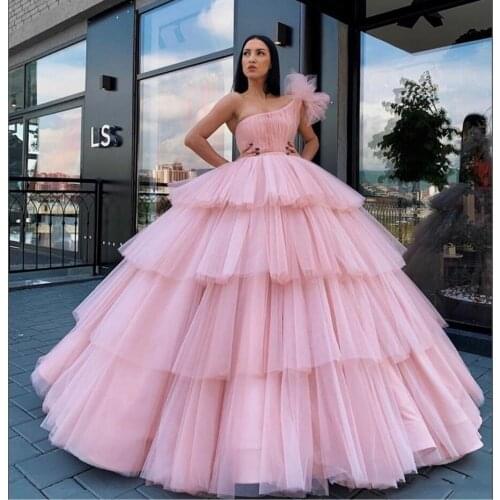 Pink Quinceanera Dresses Ball Gown 2020 One Shoulder Sweet 16 Tiered Prom Dresses Ruffles Debutante Gowns Plus Size Vestidos De