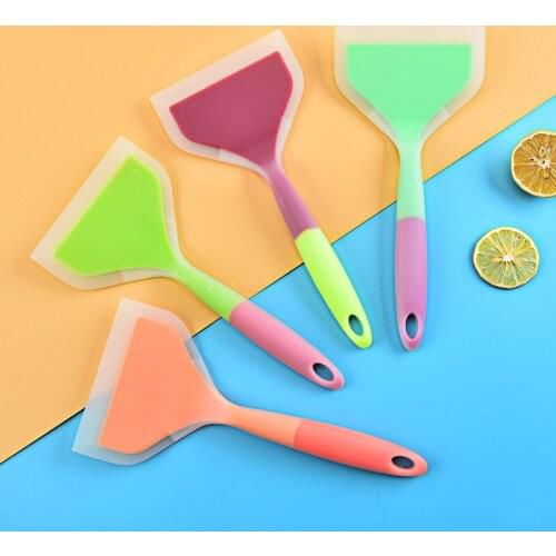 Kitchen Silicone Small Pan Shovel Frying Spatula Portable Outdoor Wide Two-color Silicone Shovel