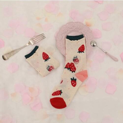 Harajuku Strawberry Orange Jacquard Ladies Socks Autumn Women Cotton Socks Preppy Style Femme Sweet Cute Socks