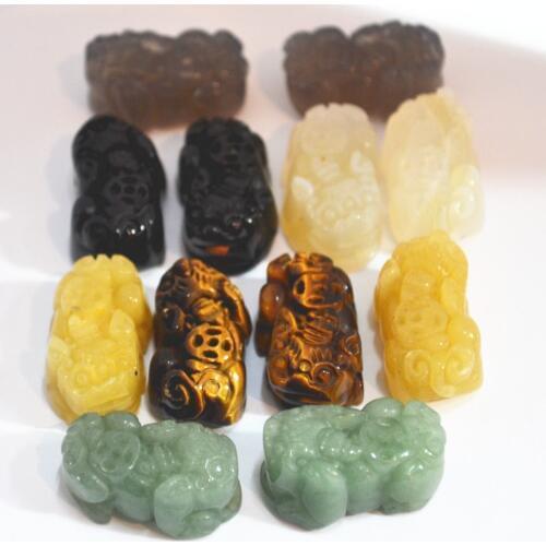 Super Deal Classic Natural Stone White Chalcedony Pendants Charms Brave Troops Pixiu For Bracelets Jewelry Making Hot Sales