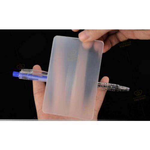 Free shipping Amazing Plastic Card Sleeve Change Illusion Magic Tricks Party Favor Game Magia Toys,Joke,Gadget