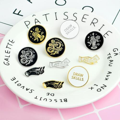 Cartoon Draw skulls Burn Brite Love or die Love kills Hand with Rose Snake Brooch Enamel Pin Button Punk Jewelry
