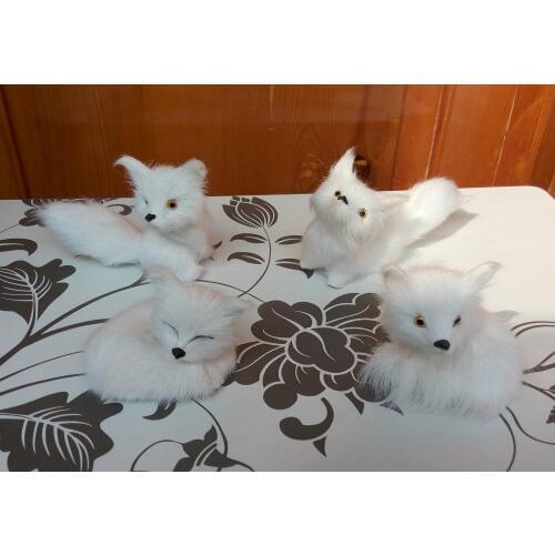 4 pieces a set mini simulation white fox model resin&fur small fox toys gift 1165