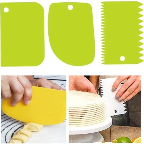 3PCS/Lot Dough Cake Cutter Slicer Spatula for Cake Cream Scraper Pasty Cutters Scraper DIY Irregular Teeth Edge Smoother