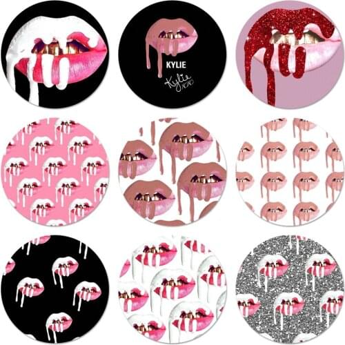Graffiti Girl Kylie Lips Badge Brooch Pin Accessories For Clothes Backpack Decoration gift 58mm