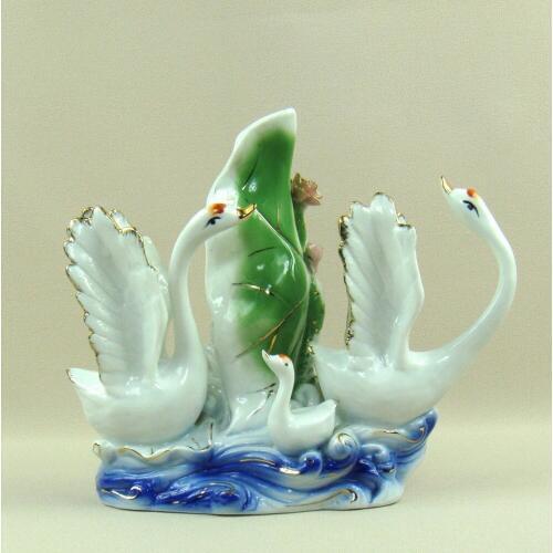 Porcelain Swan Family Sculpture Traditional Chinese Design Ceramics Lotus Model Decoration Gift and Craft Ornament Accessories
