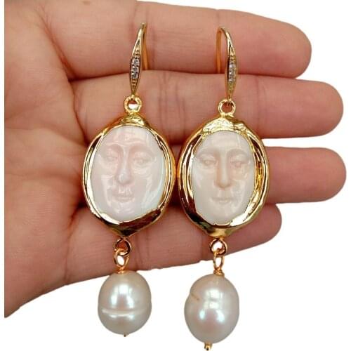 YYGEM Natural Cultured White Rice Pearl Pink Queen Conch FacialDangle Hook Earrings religious style for women