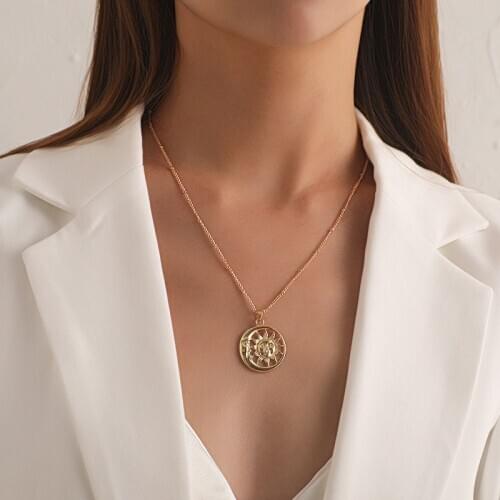 Simple Chic Beads Chains Figure Sun Moon Pendant Necklace for Women Temperament Vintage Geometric Clavicle Necklace Jewelry