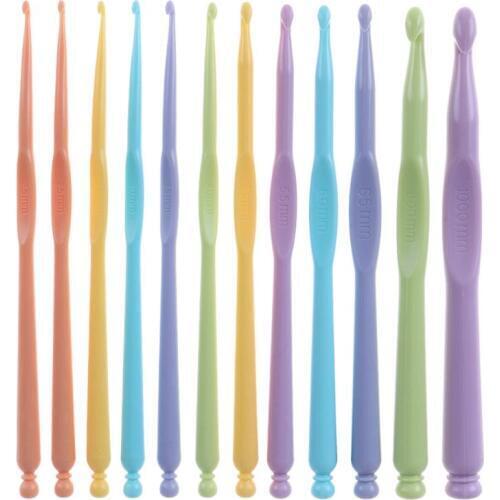 12pcs 2-10mm Plastic Crochet Hooks Kit Knitting Needles Craft Weave Tools DIY Apparel Sewing Needles Sewing Tools E5M1