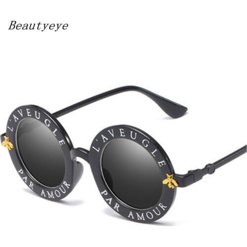 2018 New Retro Round Lady Sunglasses English Letter Bees Men Luxury Brand Cat Eye Glasses Color Travel Travel Goggle UV400