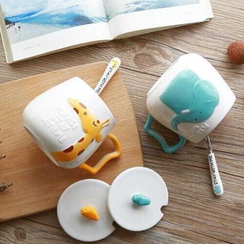 Creative cartoon lovely ceramic mug childrens Korean with cover spoon tea water cup set home breakfast coffee milk drinkware