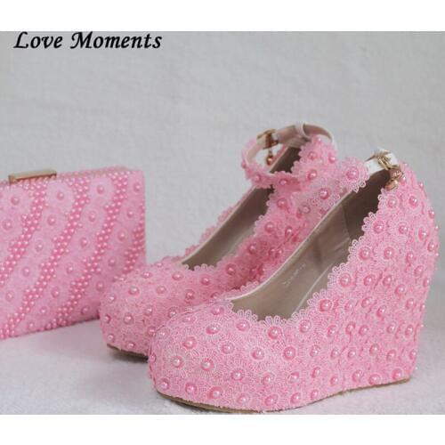 LOVE MOMENTS Women's Round Bags