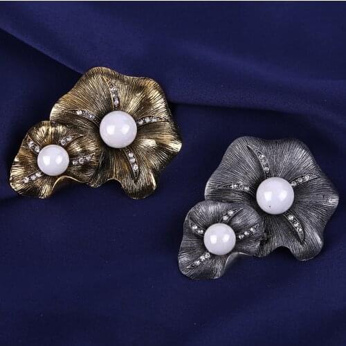 Fashion Temperament Vintage Gold Silver Color Pearl Rhinestone Brooches For Women Girls Wedding Party Jewelry Accessories