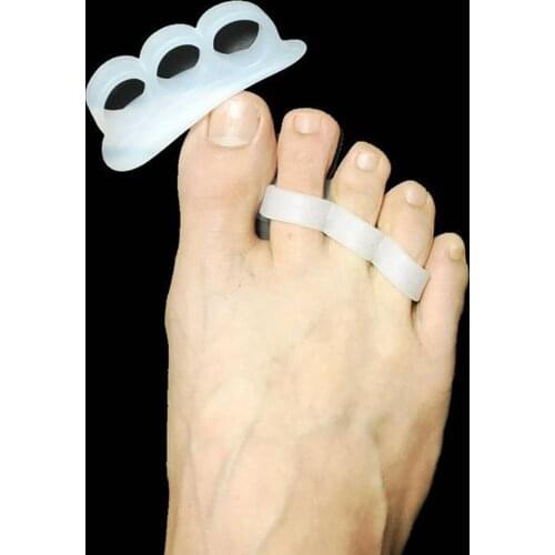 1Pair 3 Hole Corrector Toes Separator Unisex Valgus Orthosis Straighten Foot Care Tool Preventing Blisters