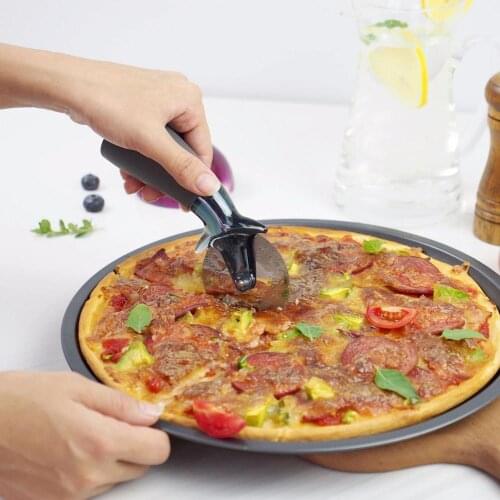 12 inch Pizza Baking Pan Nonstick Pizza Pan With Holes Carbon Steel Pizza Oven Tray Perforated Bakeware Baking Tool Kitchen Cook