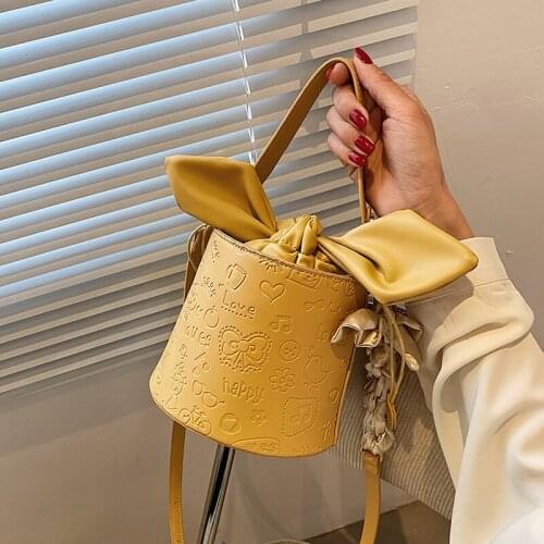 Design All-match Ins Female Bag 2021 New Fashion Messenger Bag High-end Western Style Handbag Bucket Bag Width: 16cm