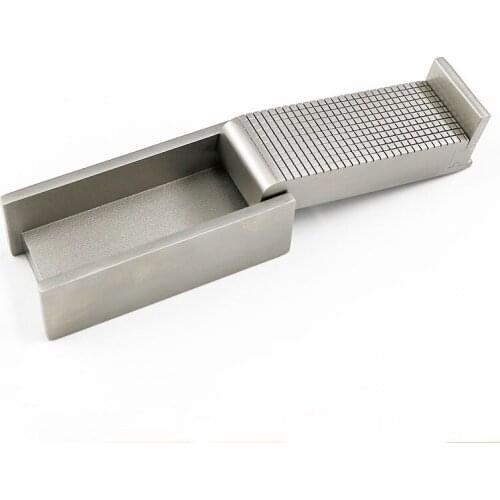 Nasal cartilage squeezer reticulated plate squeezer stainless steel rhinoplasty equipment