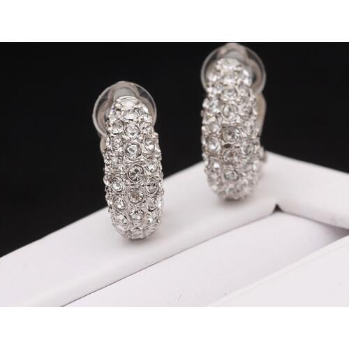 11.11 Sale Crescent Moon Shaped Girls Clip On Earrings Micro Paved with Austria Crystal Fashion Brand Non Piercing Bijoux Gift