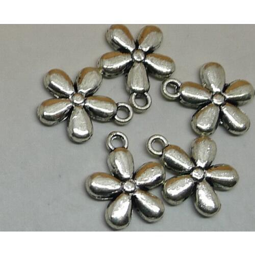 ALYMMO 15pcs/lot Vintage Silver Tiny Cartoon Flower Charms 13x10mm Double Sided Daisy Charms Craft Supplies