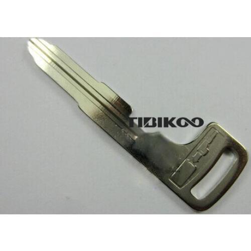 Emegency Smart Key Blade For Mitsubishi Outlander Lancer ASX Grandis Pajero Smart Card