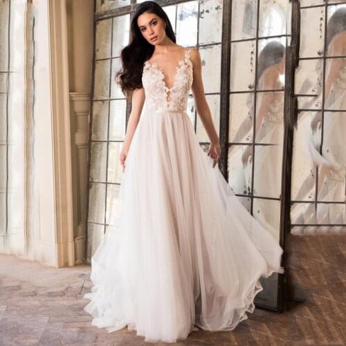 V-Neck Sheer Neck Lace Appliques Button A-Line Tulle Wedding Dress Destinaiton Bridal Dress robes de mariee robe de mariages