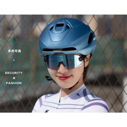 2021Bike Helmet Pneumatic Ultralight Bicycle Helmets Men Women Mountain Riding Cycling Multicolor Fashion Cycling Equipment
