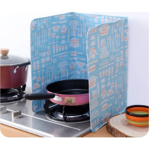 Splash Proof Baffle Kitchen Accessories Cartoon Splatter Shield Guard Oil Divider Tool Kitchen Cooking Splash Screen Cover