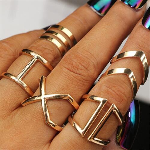 Classic retro 5 Pcs/ Set Classic Gold Colour V Rings Geometrical Irregular Ring Set Lady Charm Costume Jewelry Accessories Rings