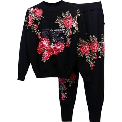 2020 Autumn Fashion Two Piece Set Women Beaded Flowers O-Neck Long Sleeve Knitting Sweater + Little Feet Pants Suit Ladies H749