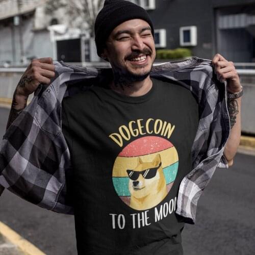 Bitcoin Cryptocurrency Art Dogecoin To The Moon Classic T Shirt Vintage Loose Cotton Mens Tops Harajuku Crewneck TShirt