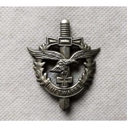 Ww2 german air force luftwaffe pin badge