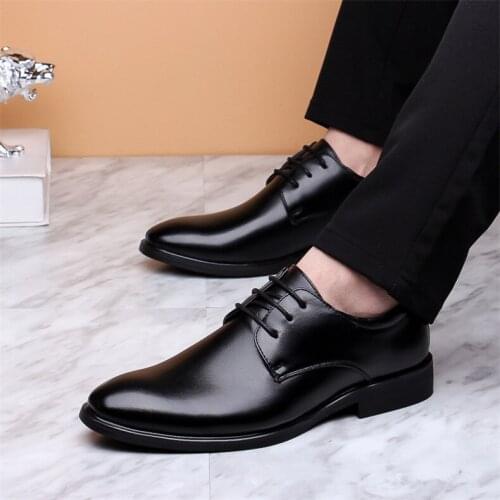 Brand Classic Mens Patent Leather Black Wedding Shoes Oxford Formal Shoes Man Pointed Toe Dress Shoes 78i9