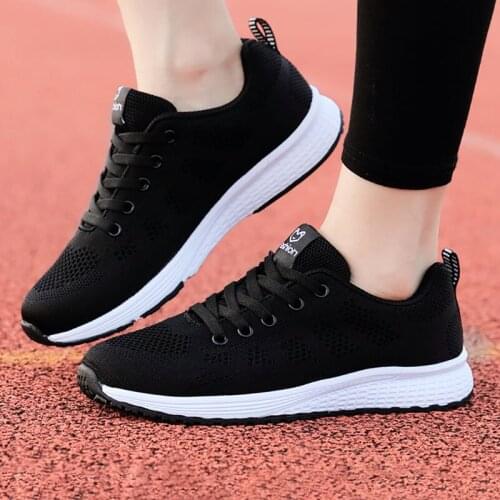 Ladies Running Shoes Fashion Trendy Fitness Leisure Sports Shoes Lightweight Comfortable Breathable Sneakers Couple Casual Shoes