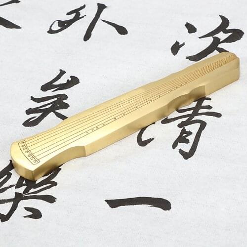 Metal Paperweights High Grade Carved Brass Paper Weight Guqin Shapped Pisa Papeles Ink Painting Calligraphy Paper Pressing