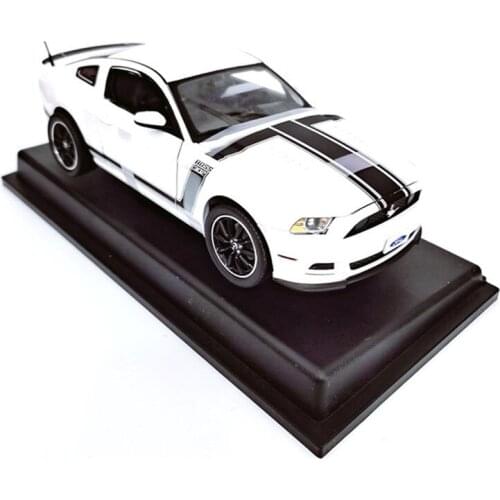 Diecast 1:18 Ford Mustang 302 2013 Alloy Car Model Metal Vehicle Collection Gift Souvenir Collectible Display Toys Ornaments