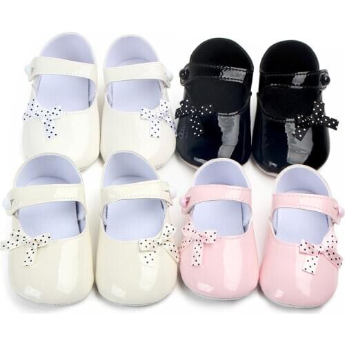 Brand New Baby Girl Shoes Newborn Soft Leather Bottom Princess Moccasins Moccs Shoes Infant Dots Bow Toddler 1 Year Old Slippers
